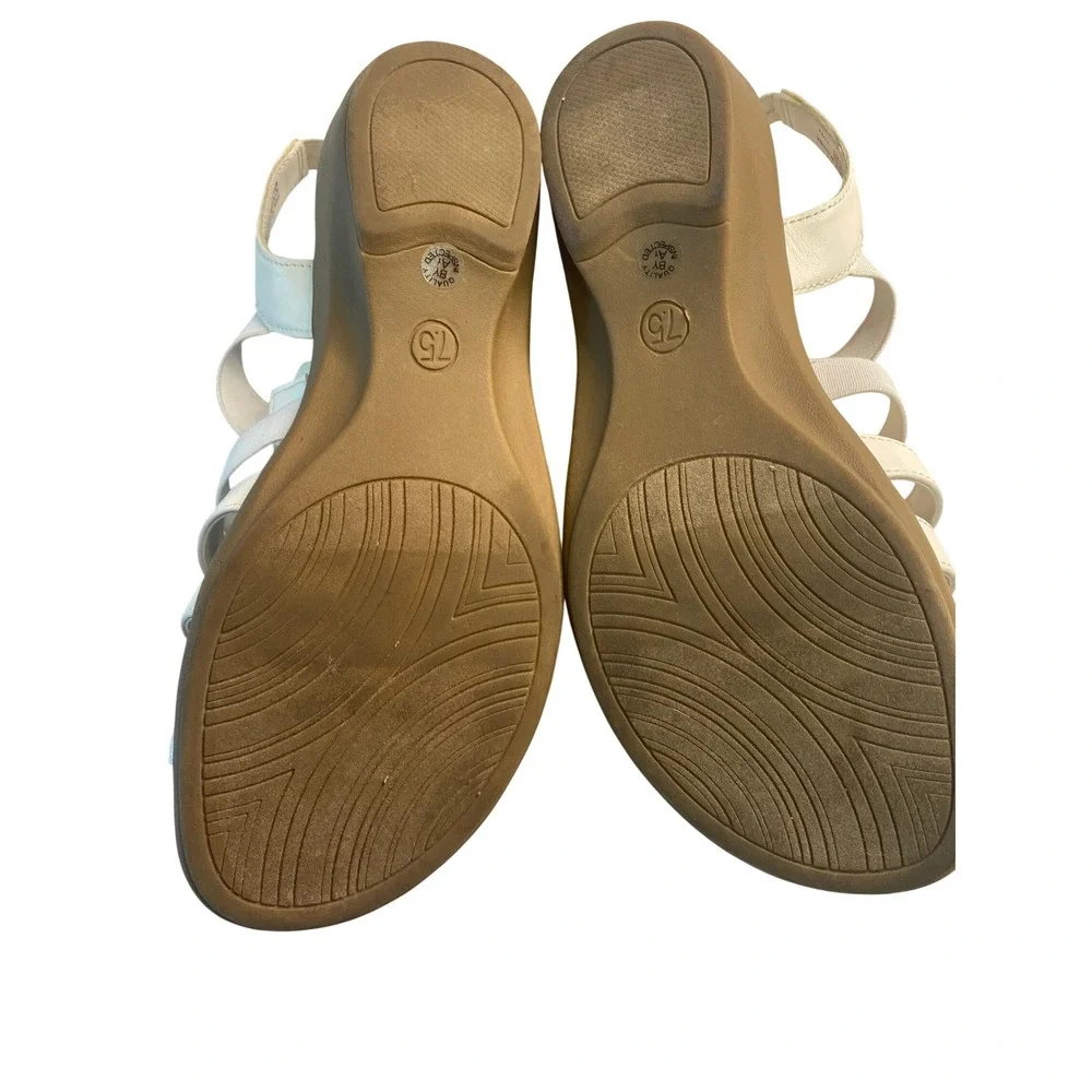 East 5th Womens White Floral Strappy Wedge Sandals Memory Foam‎ Size 7.5 M